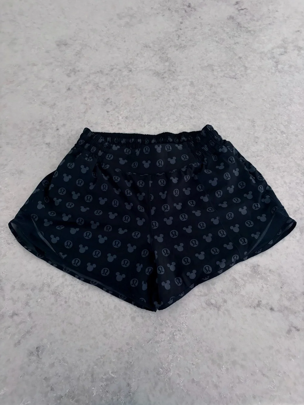 Disney x Lululemon Hotty Hot High-Rise Short 4